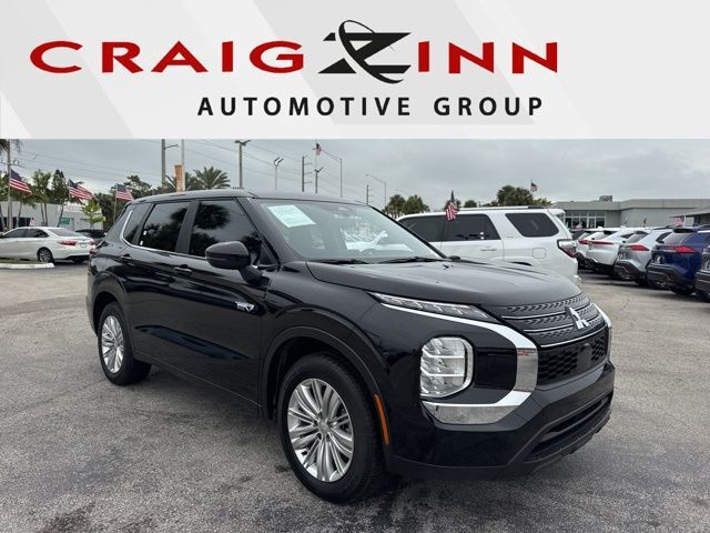 2025 MITSUBISHI Outlander