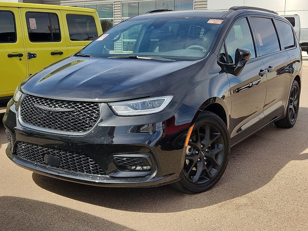 2025 CHRYSLER Pacifica