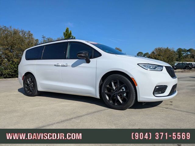 2025 CHRYSLER Pacifica