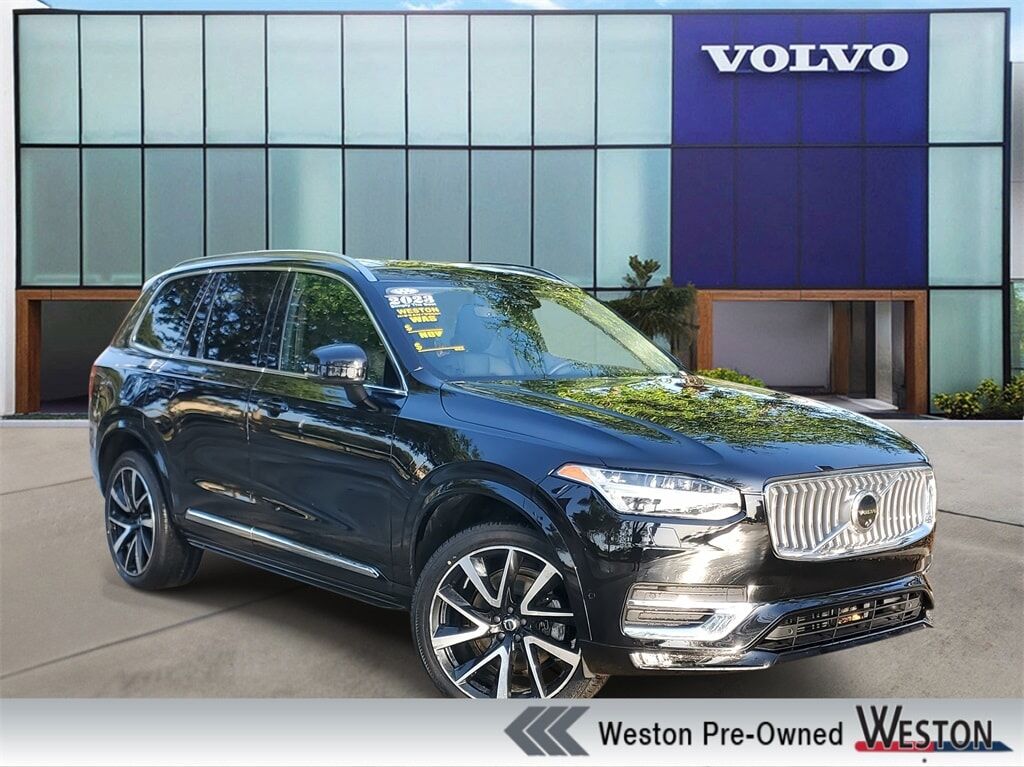 2023 VOLVO XC90