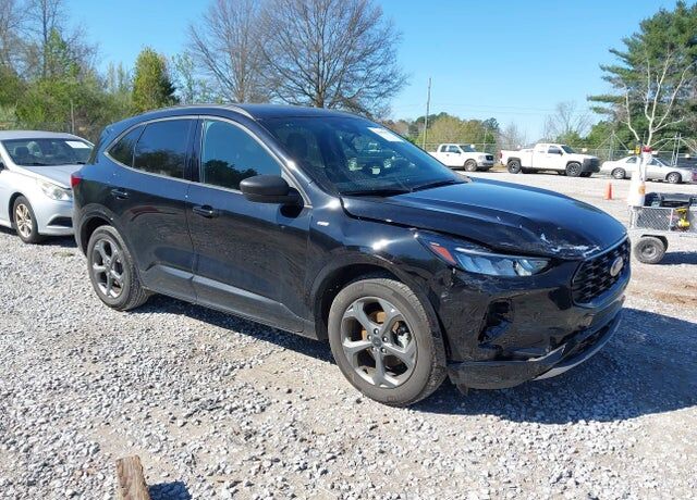 2024 FORD Escape