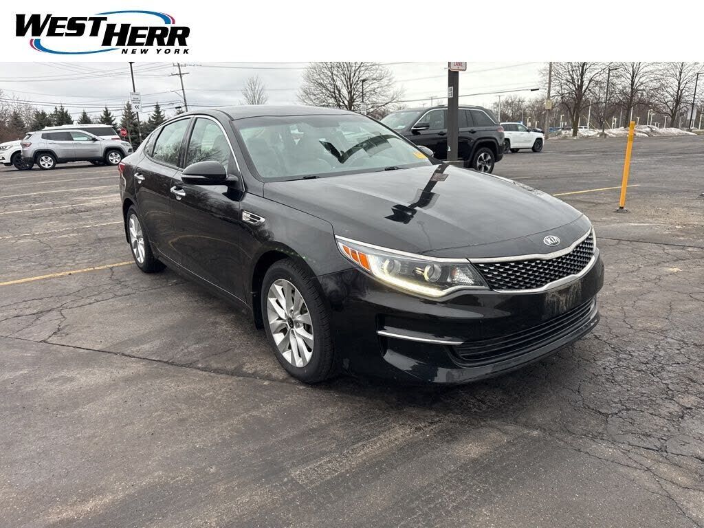 2017 KIA Optima