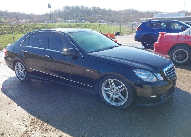 2011 MERCEDES-BENZ E-Class