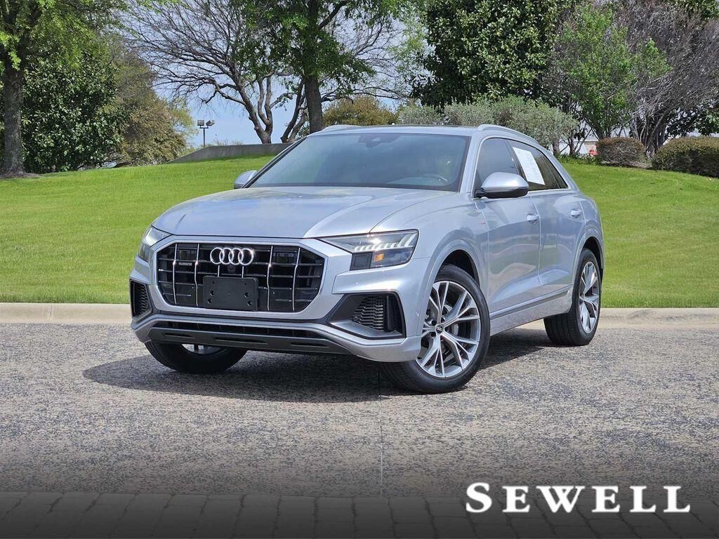 2021 AUDI Q8