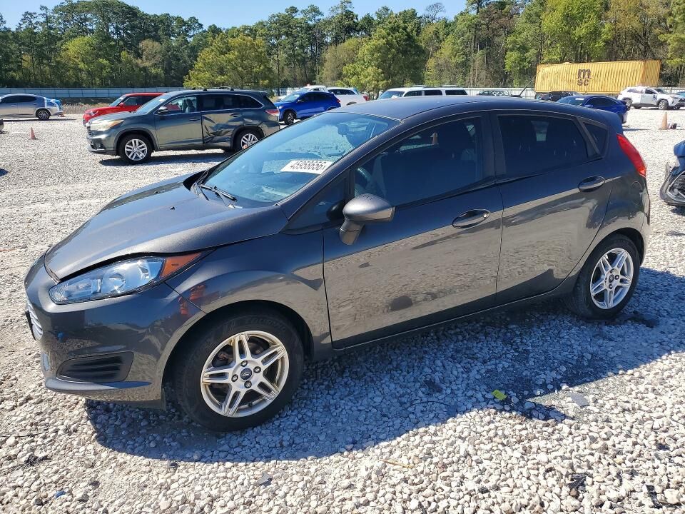 2017 FORD Fiesta