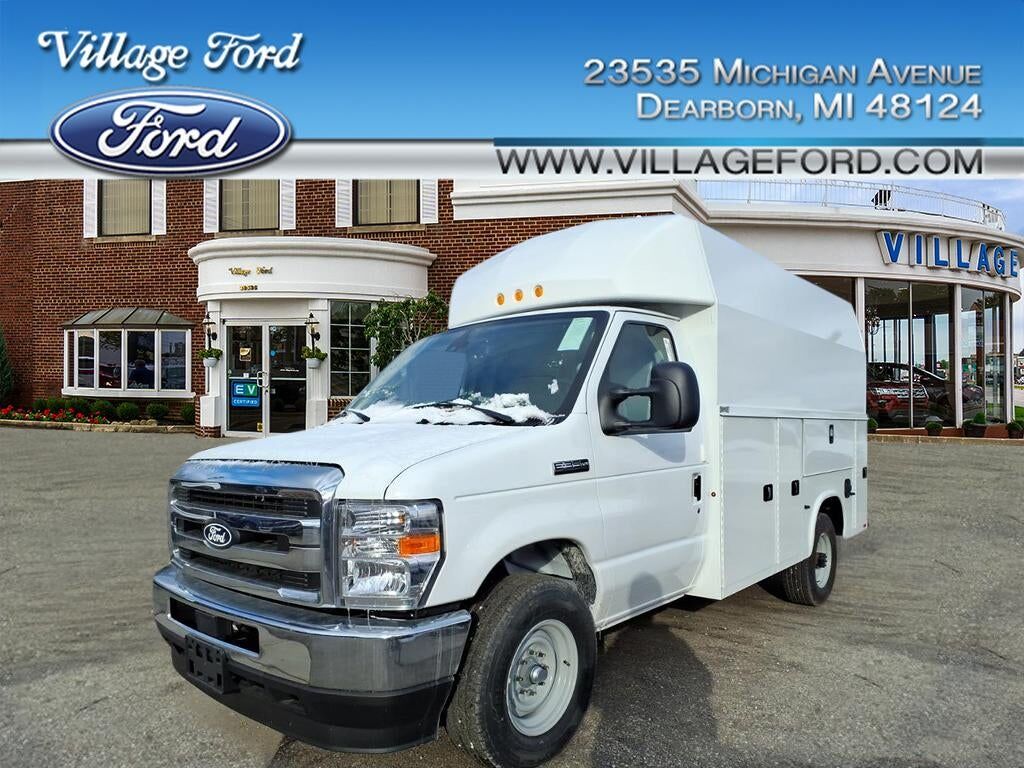 2026 FORD E-350