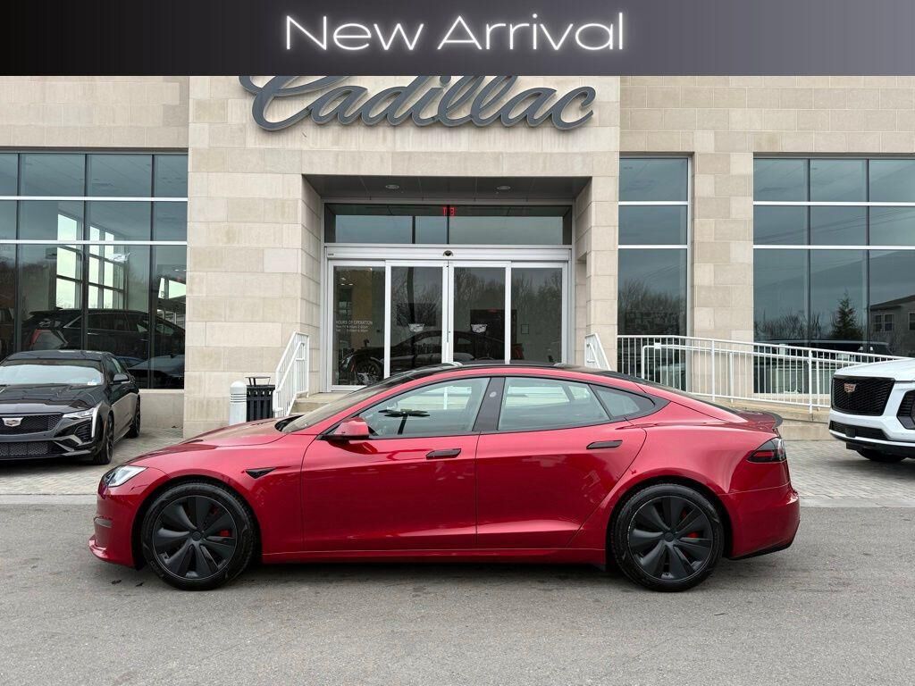 2024 TESLA Model S