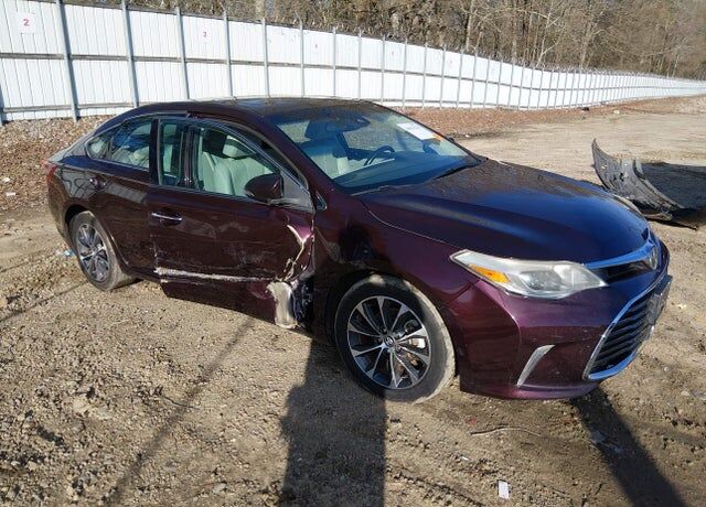 2017 TOYOTA Avalon