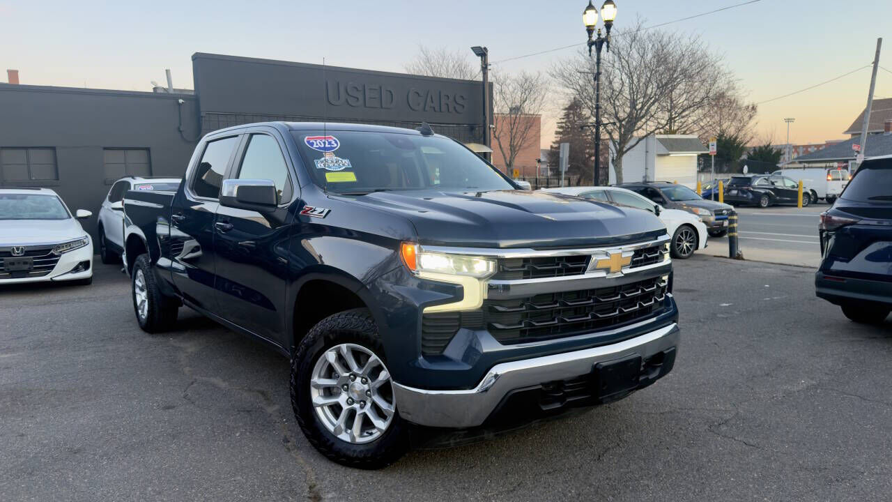 2023 CHEVROLET Silverado