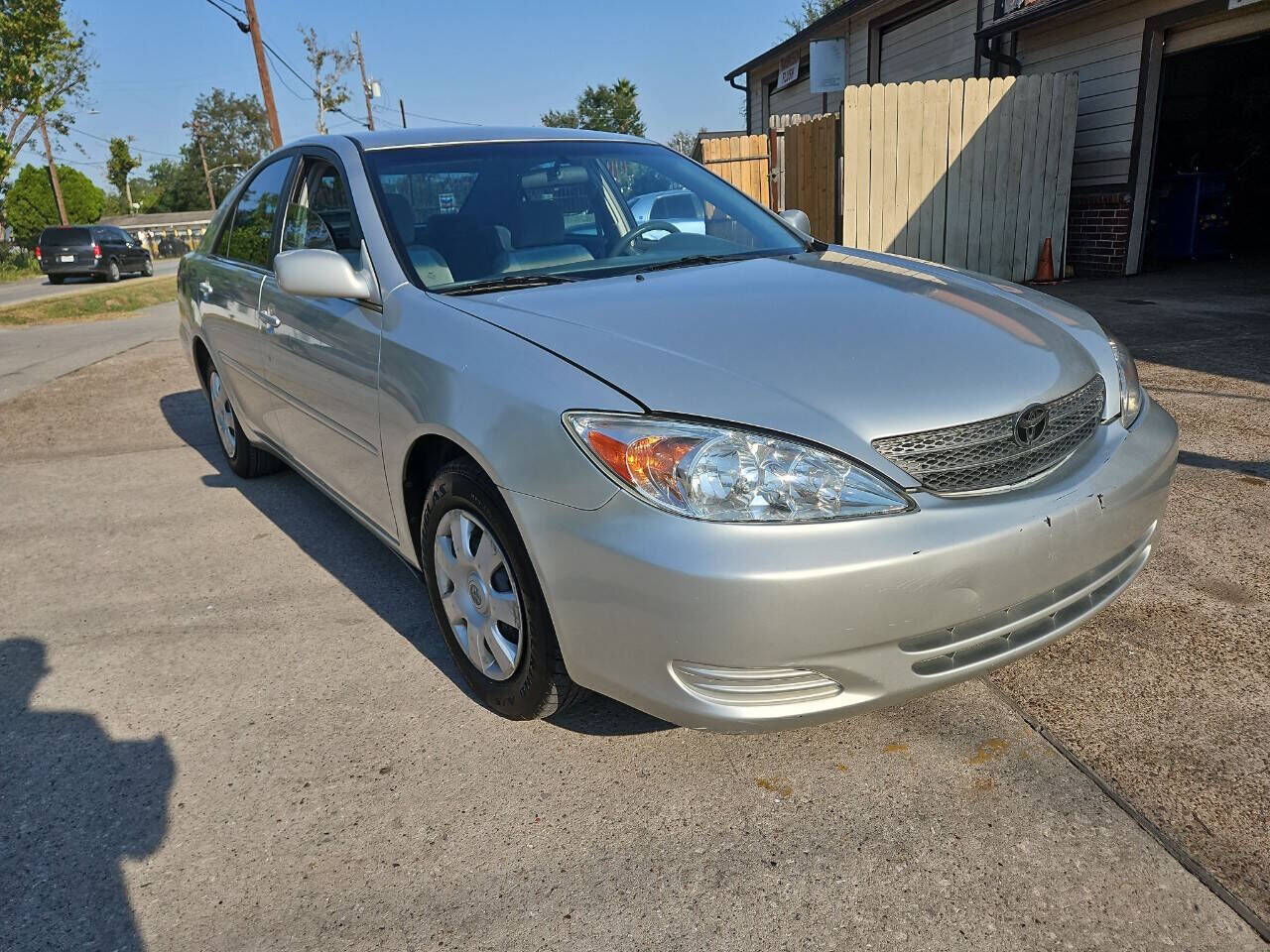 2004 TOYOTA Camry