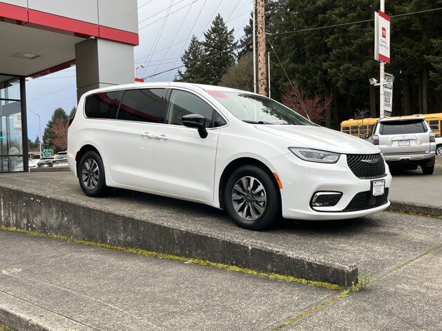 2024 CHRYSLER Pacifica