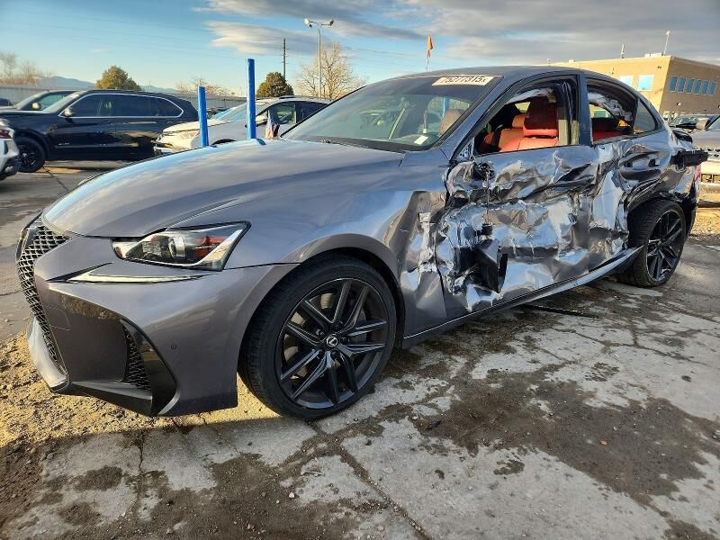 2018 LEXUS IS