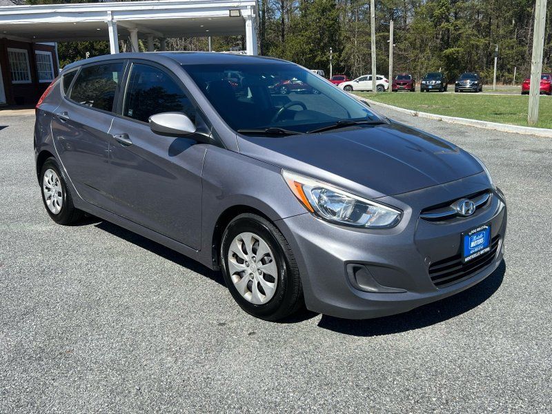 2015 HYUNDAI Accent