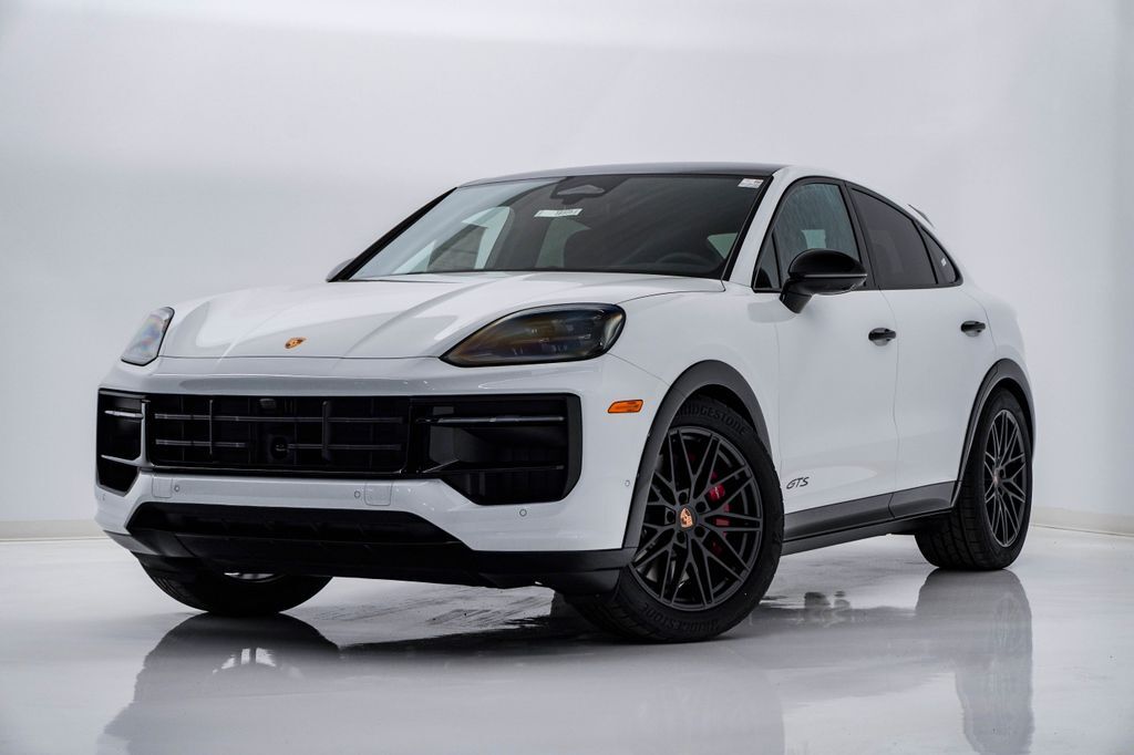 2026 PORSCHE Cayenne