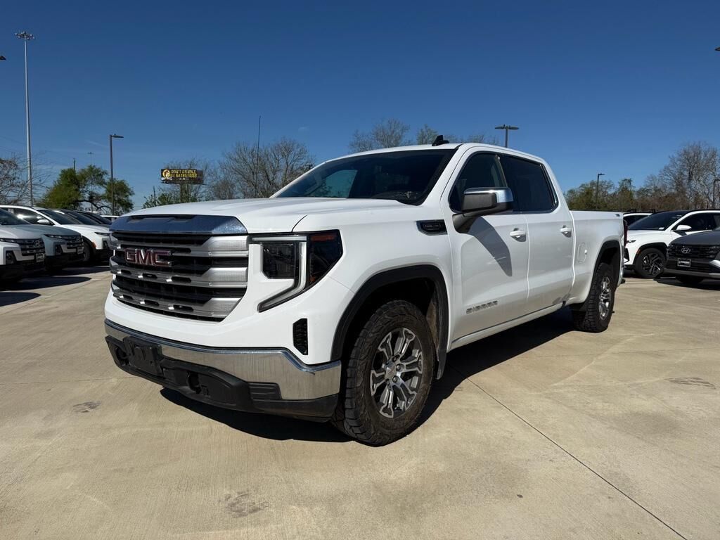 2024 GMC Sierra