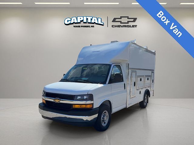 2026 CHEVROLET Express