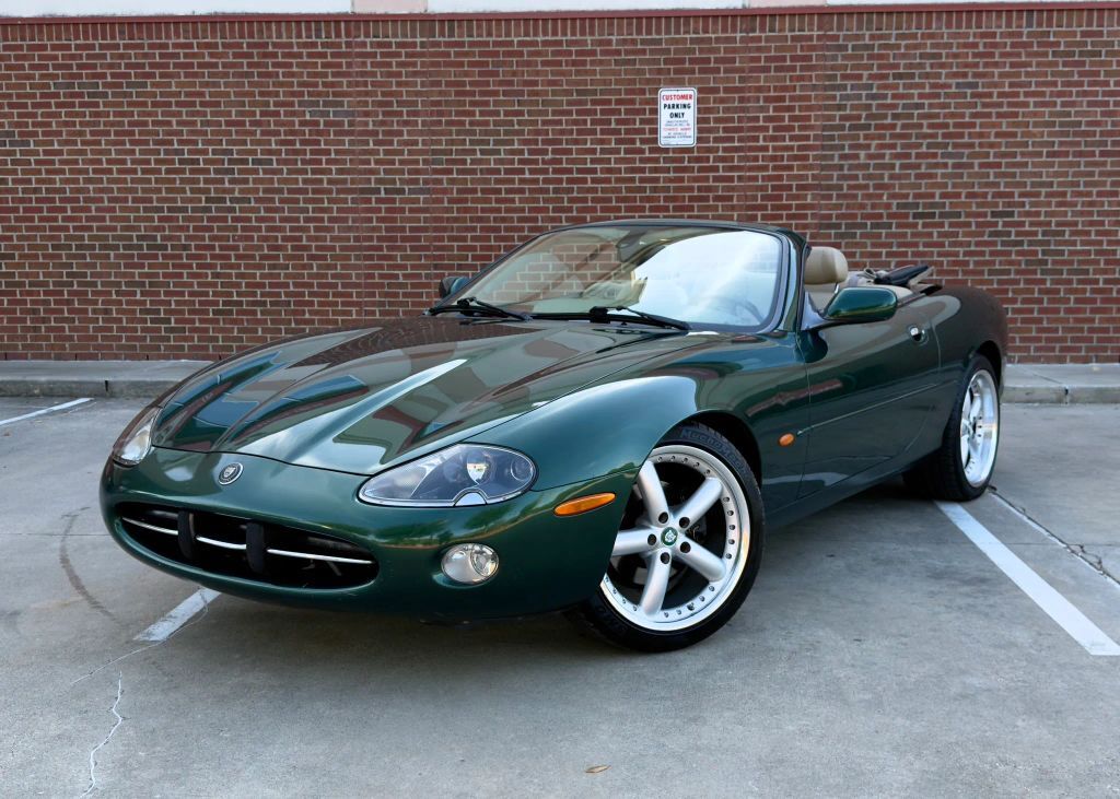 2003 JAGUAR XK8