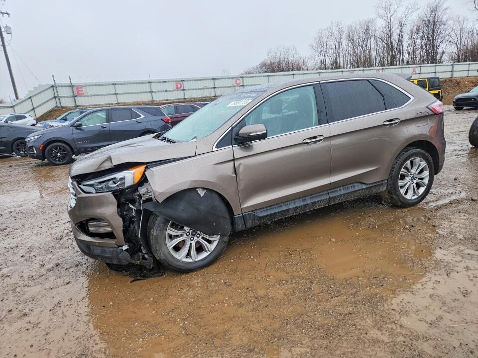 2019 FORD Edge