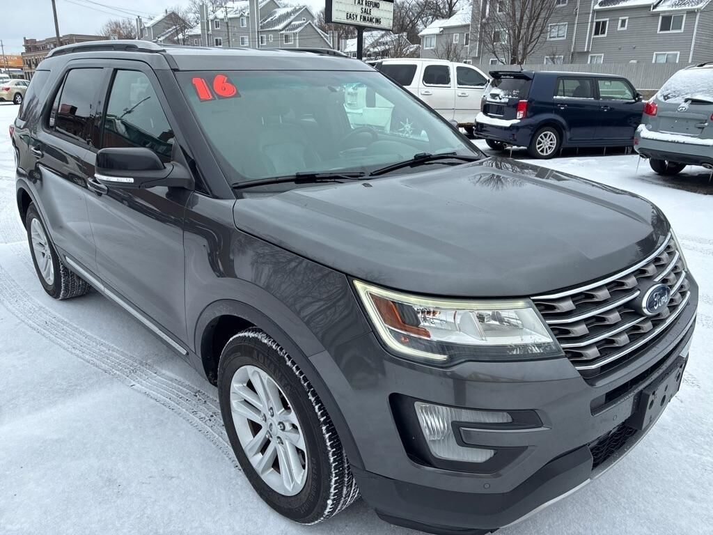 2016 FORD Explorer