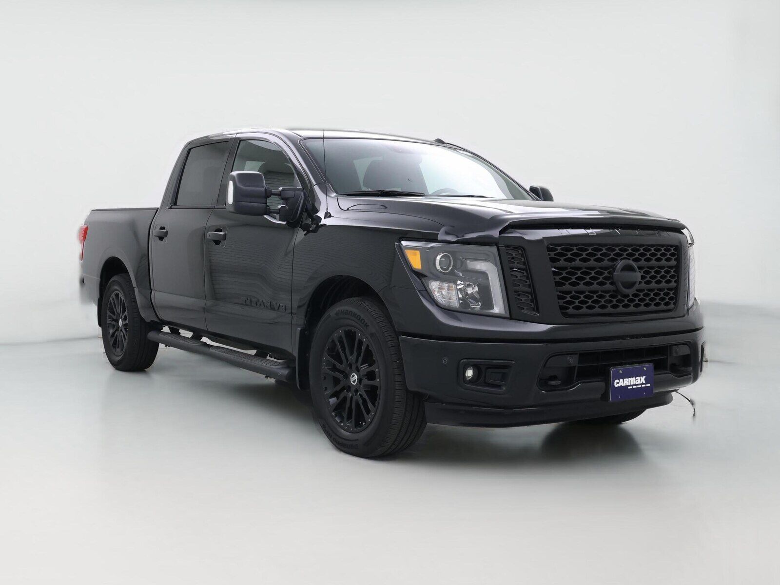 2019 NISSAN Titan