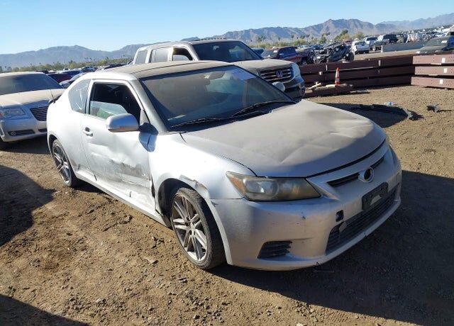 2011 TOYOTA SCION