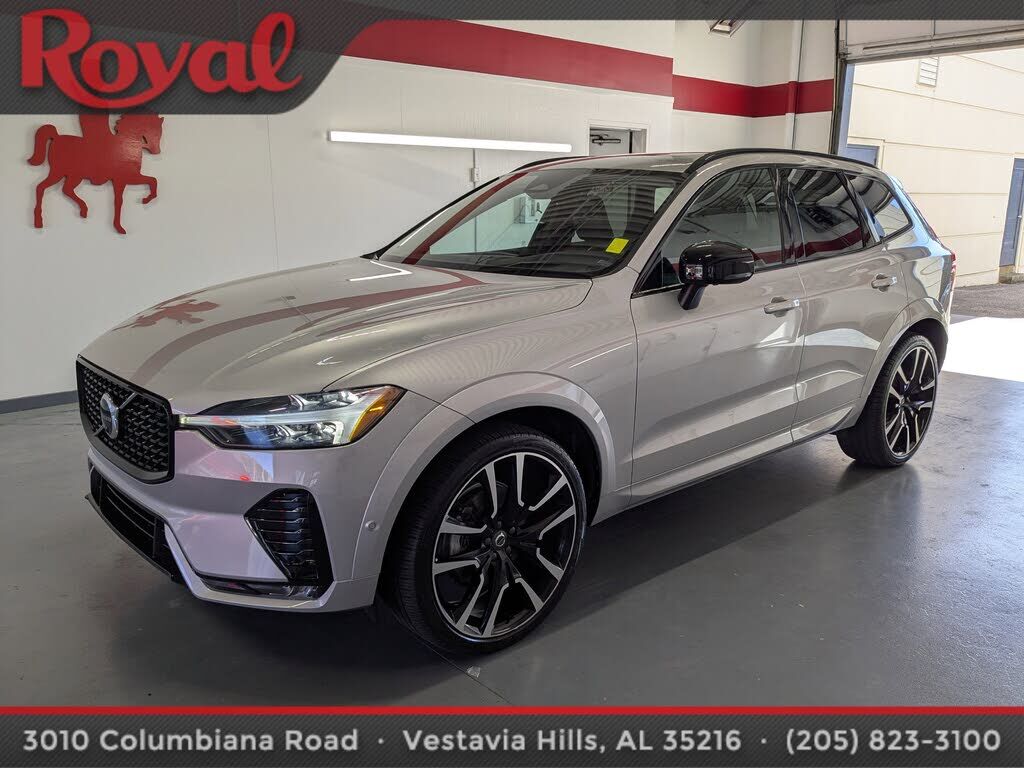 2023 VOLVO XC60