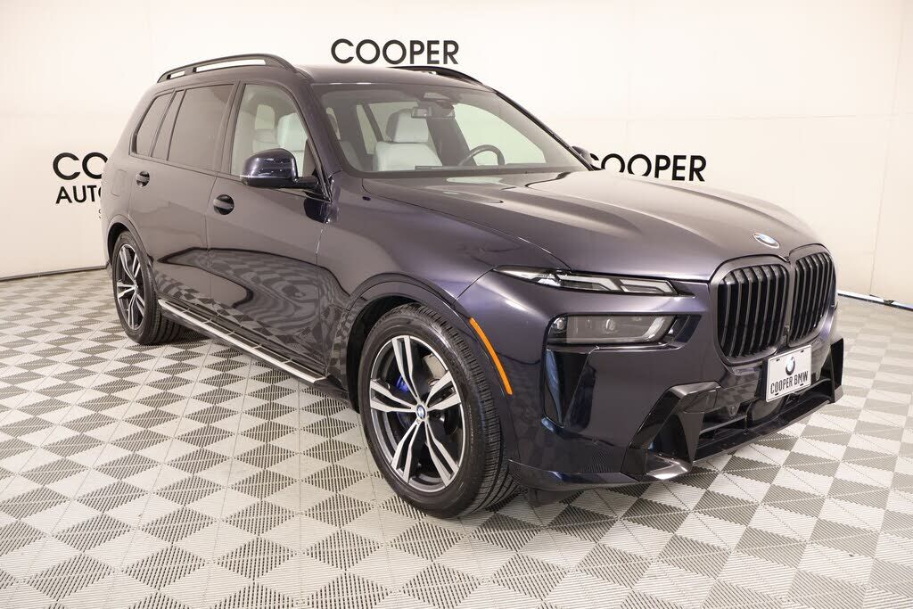 2025 BMW X7
