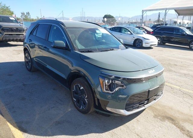 2025 KIA Niro