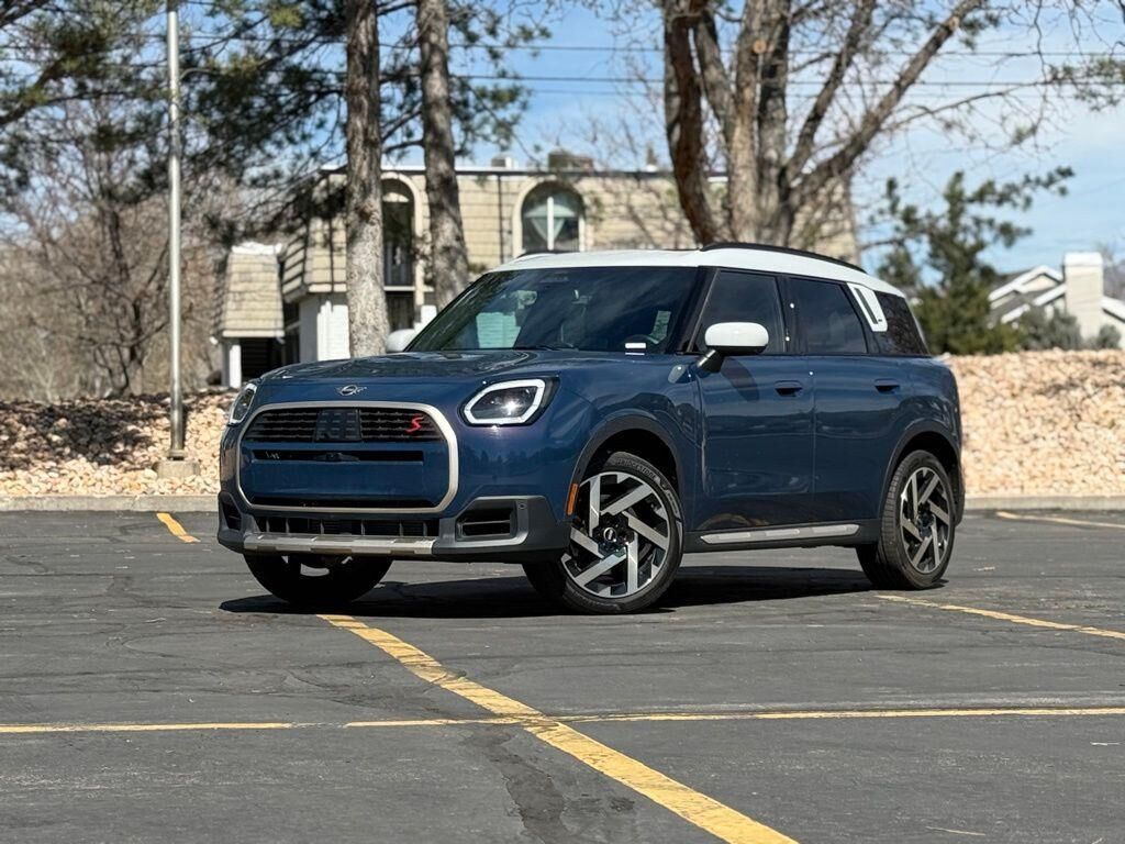 2025 MINI Countryman
