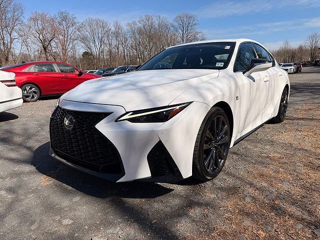 2023 LEXUS IS