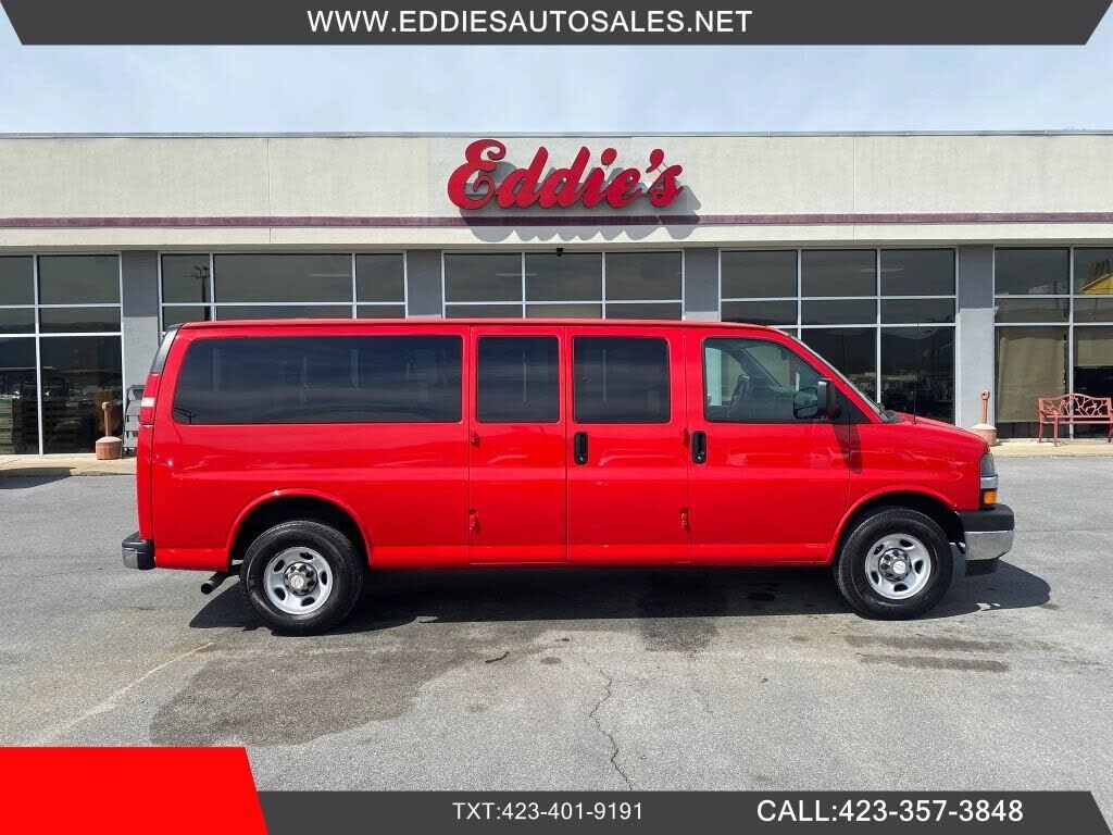 2017 CHEVROLET Express