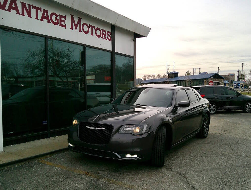 2015 CHRYSLER 300