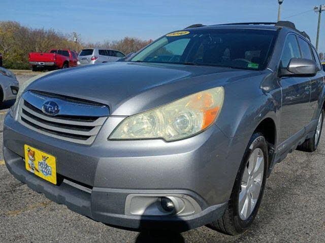 2010 SUBARU Outback