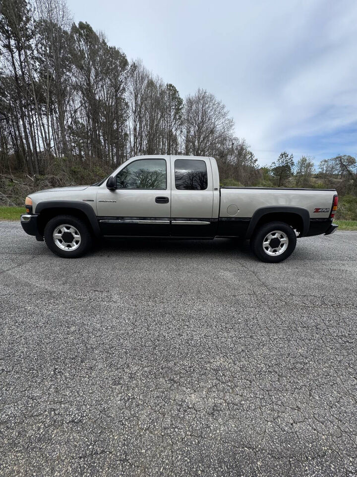 2005 GMC Sierra