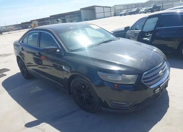 2013 FORD Taurus