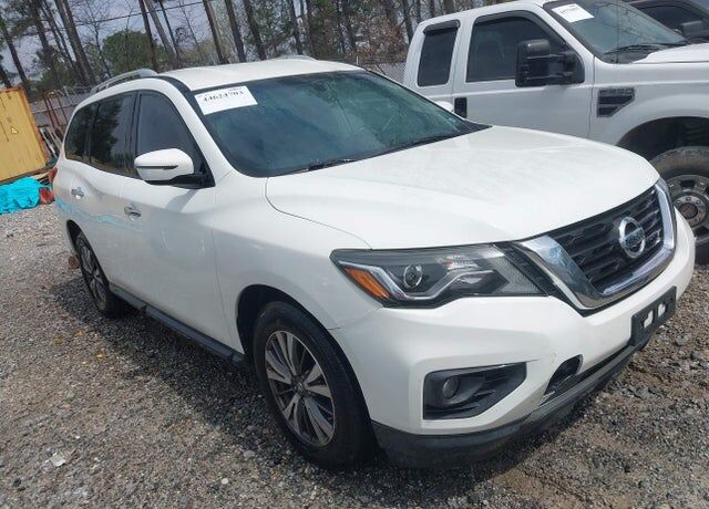2017 NISSAN Pathfinder