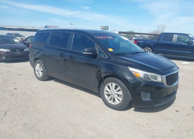 2016 KIA Sedona