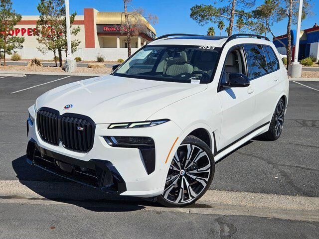 2023 BMW X7