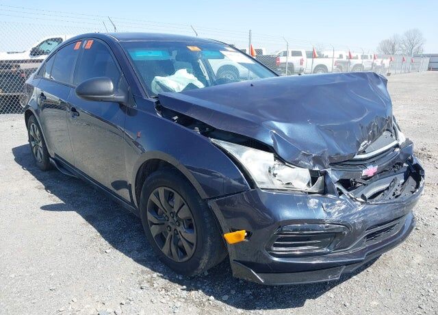 2015 CHEVROLET Cruze
