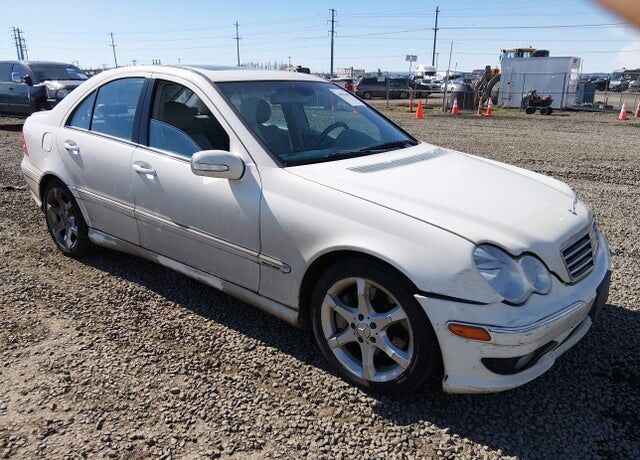 2007 MERCEDES-BENZ C-Class