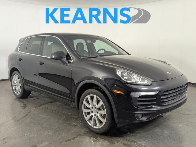 2015 PORSCHE Cayenne