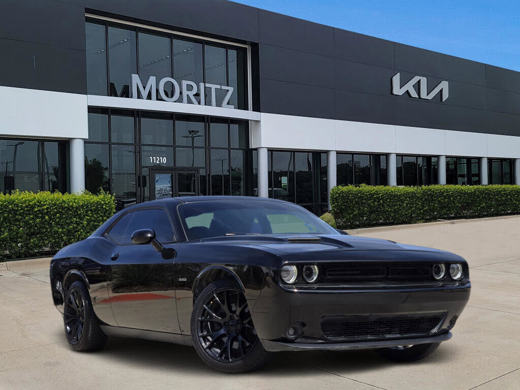 2016 DODGE Challenger