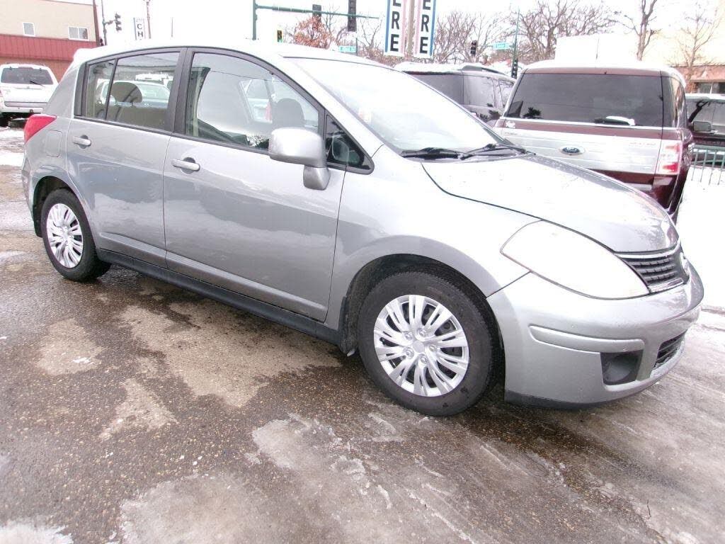 2009 NISSAN Versa
