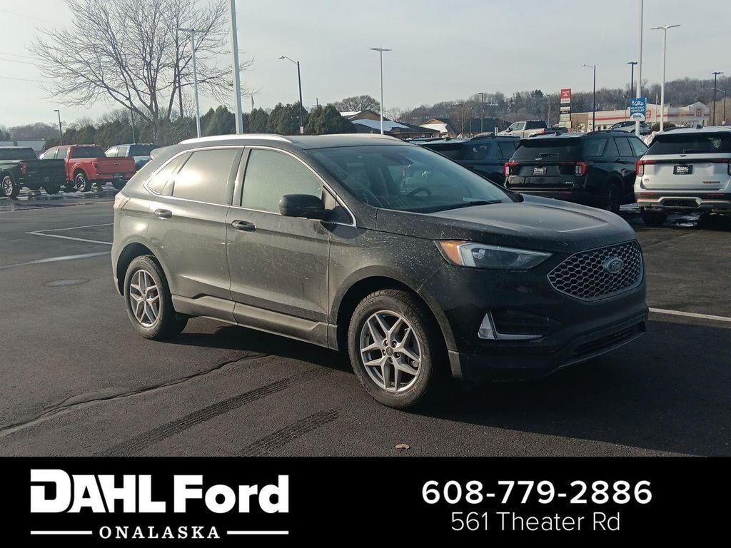 2024 FORD Edge