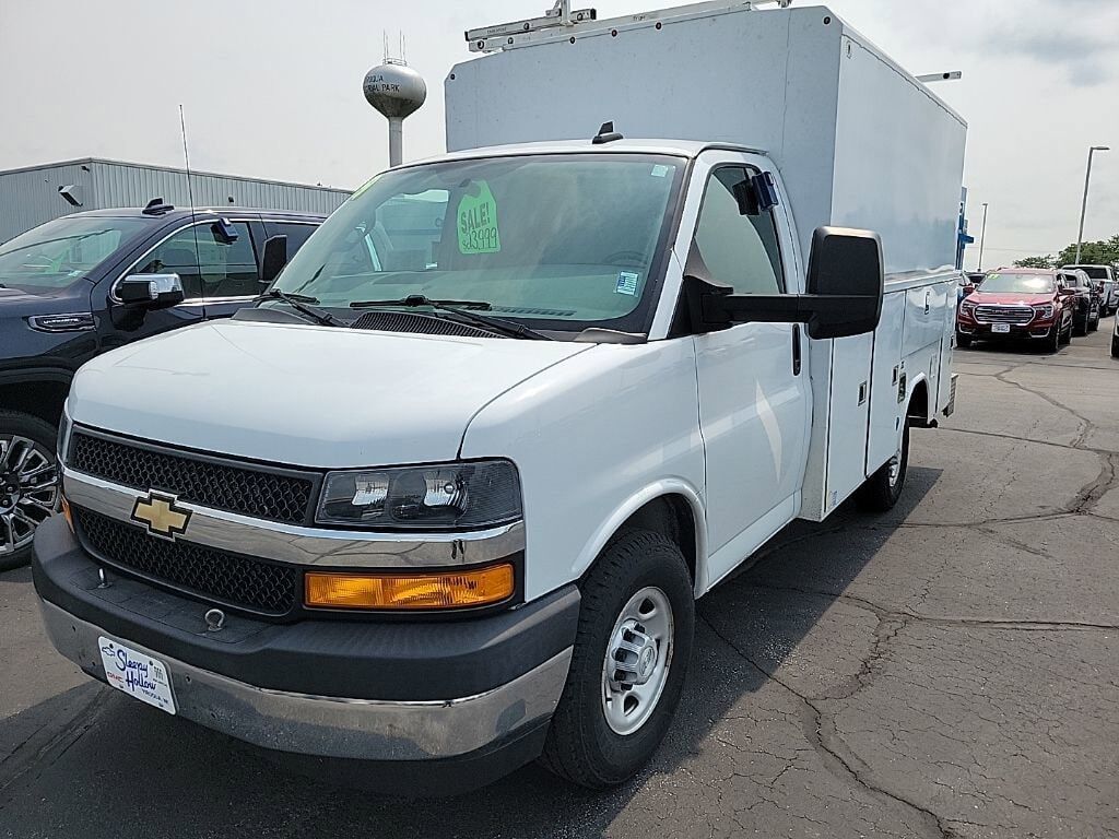 2019 CHEVROLET Express