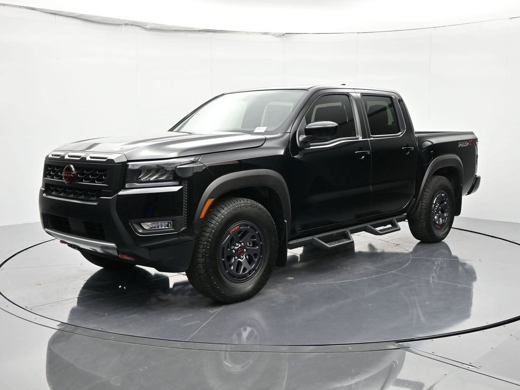 2026 NISSAN Frontier