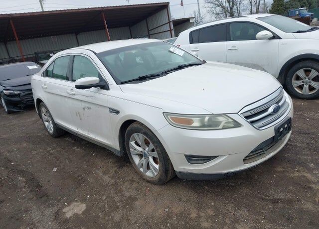 2010 FORD Taurus