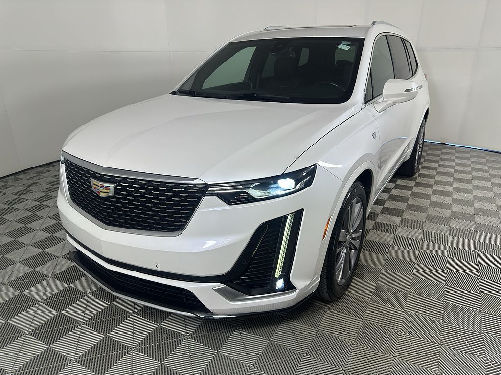 2020 CADILLAC XT6