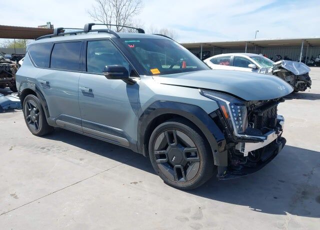 2025 KIA EV9