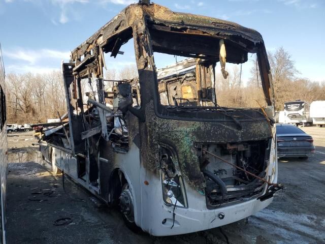 2022 FORD Motorhome Chassis